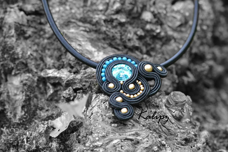 Elegantní sada (náušničky a náhrdelník)