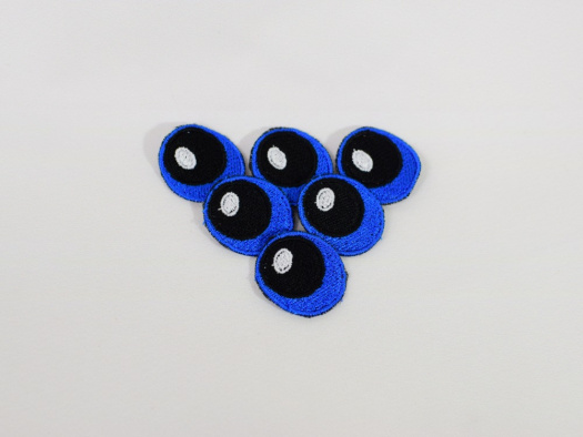 Vyšívané oči modré s jiskrou 3x2,5cm 1 pár