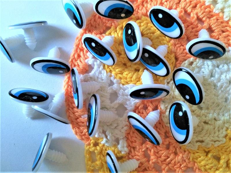 oči oválné 22mm OKO59