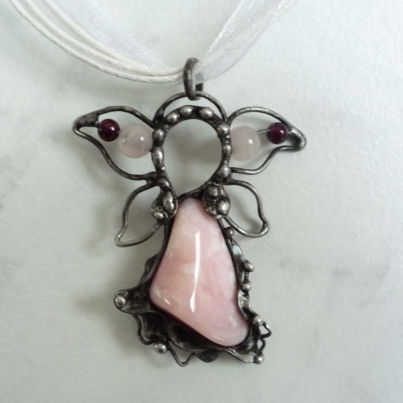 Růženka....opál + granát + růženín