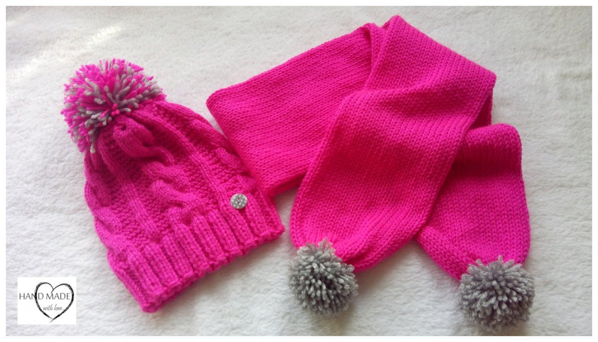 Pink kulich se šálou, Uni vel. 