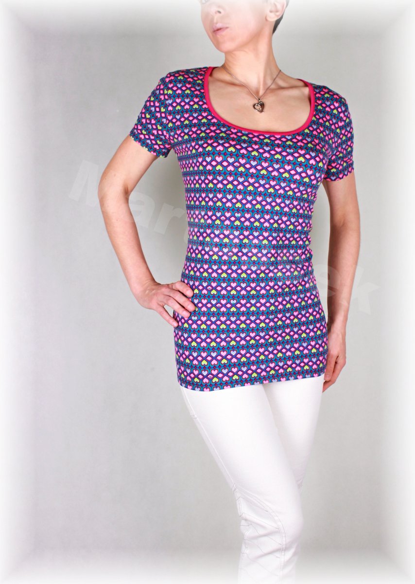 Triko srdíčka vz.208