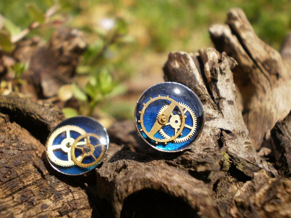 Steampunkové modré puzetky 