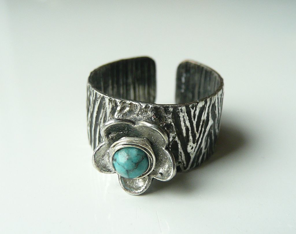 Pomněnka  (tyrkenit)