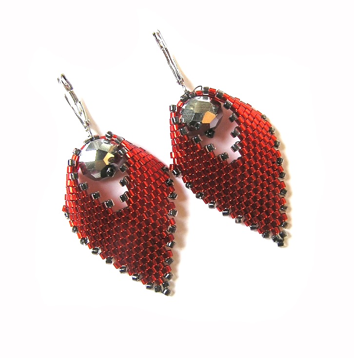 Červená s černou - lístečky