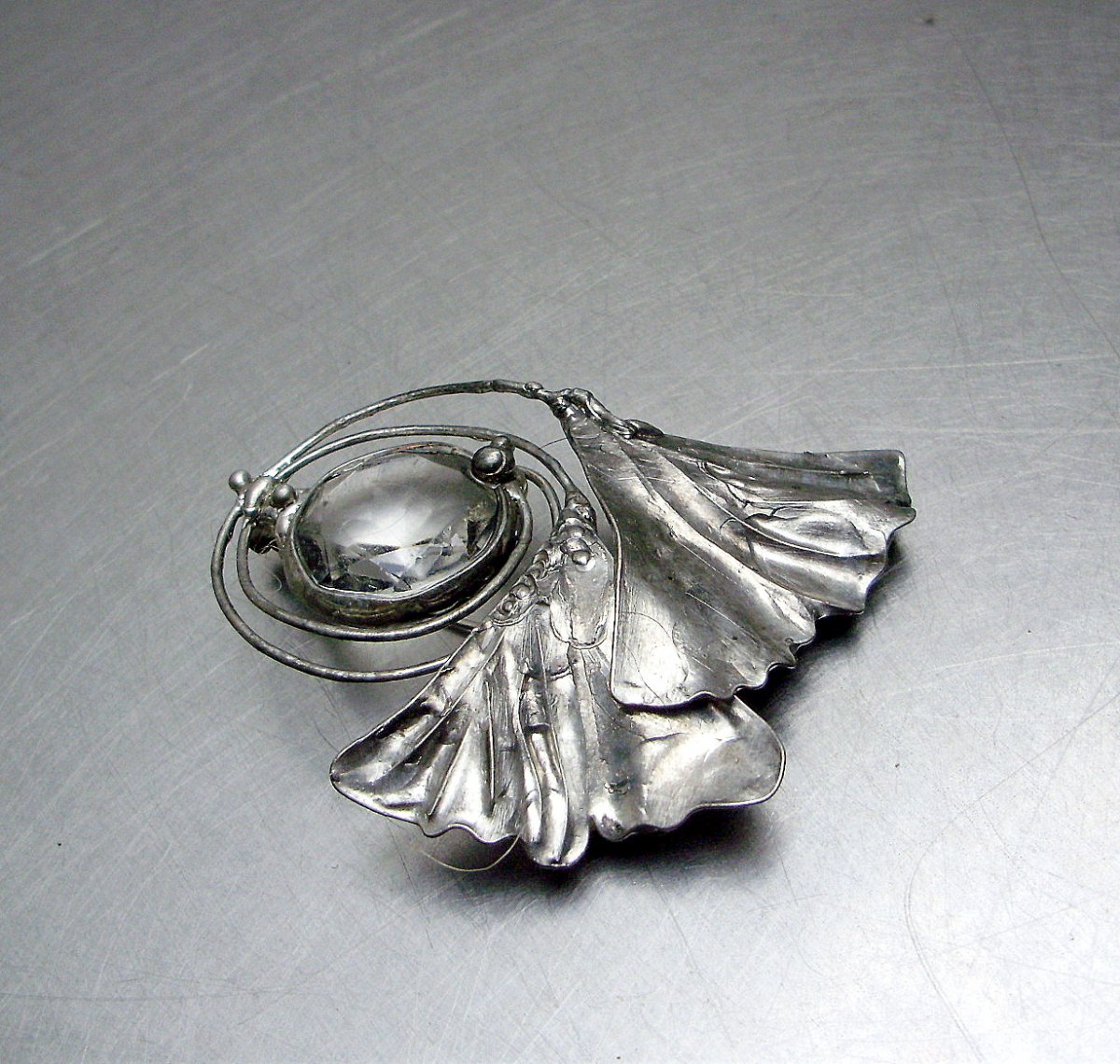 BROŽ KŘIŠŤÁLOVÝ JINAN