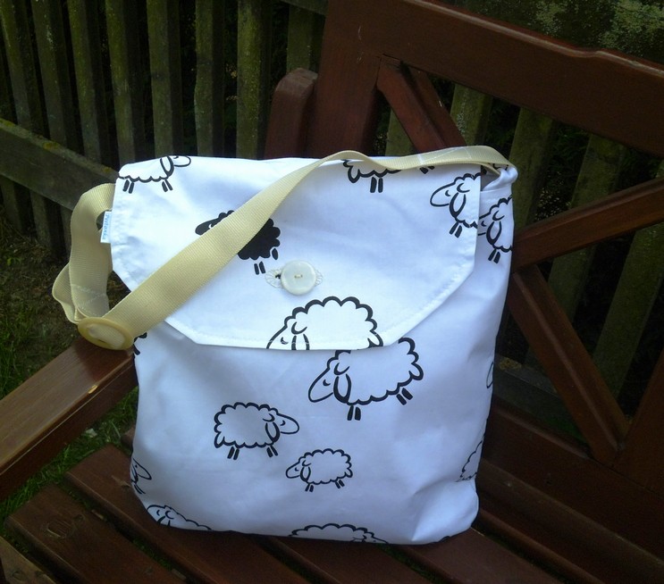 Bílá beránková kabela II