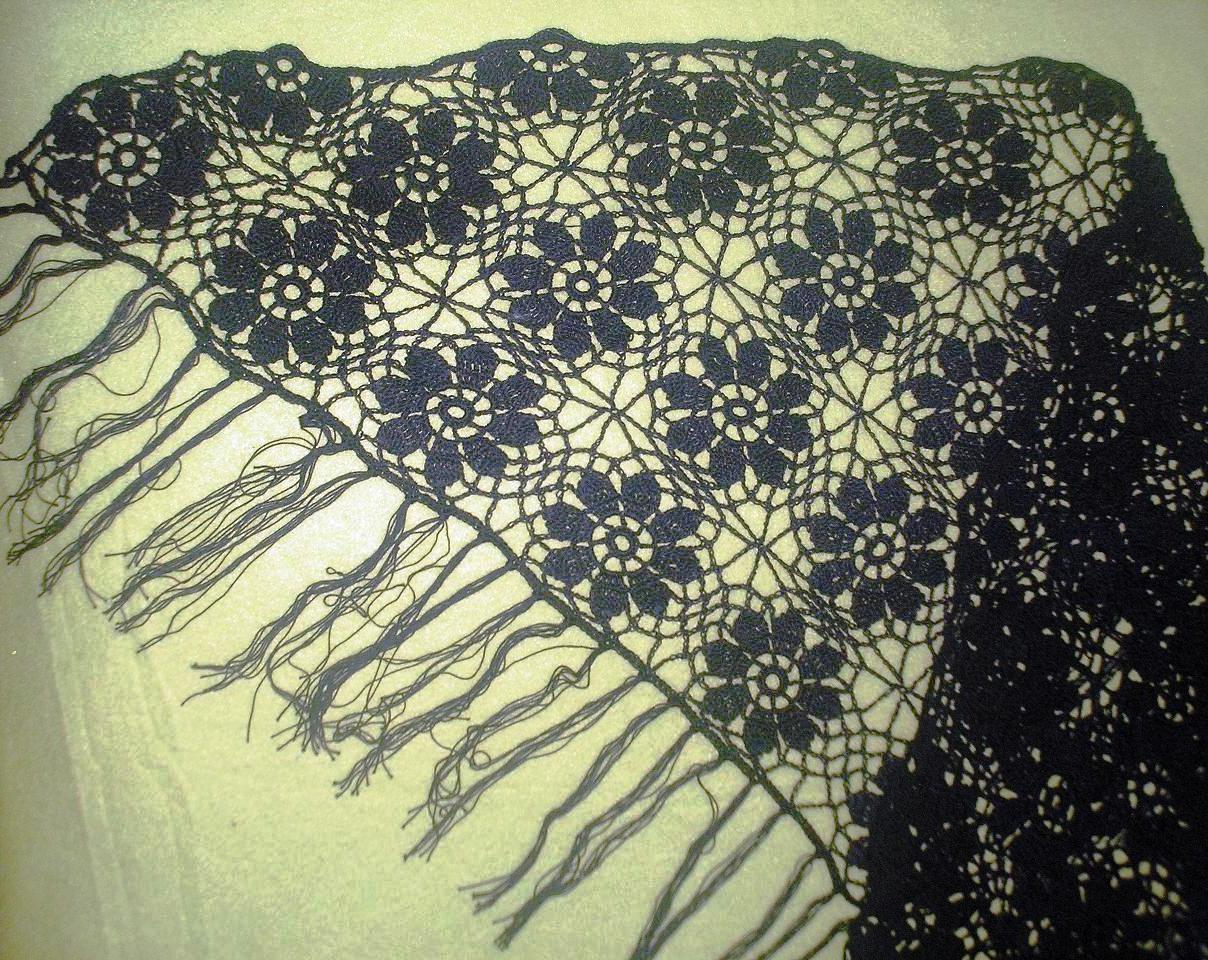 Háčkovaný šátek,pléd,pareo