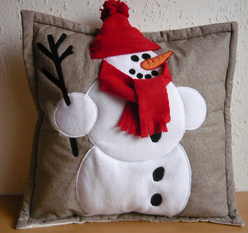 Polštář sněhulák pro holčičku