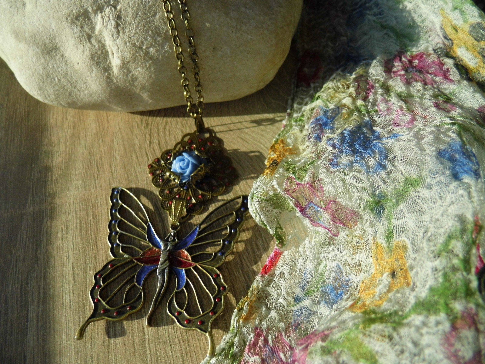 Náhrdelník motýlí víla