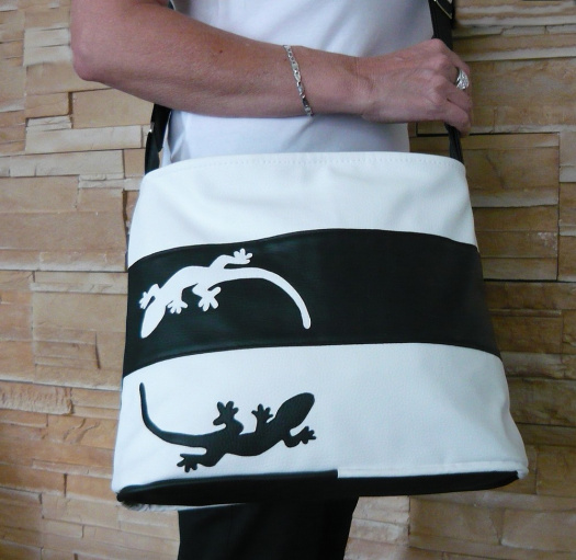 Bag Black and White