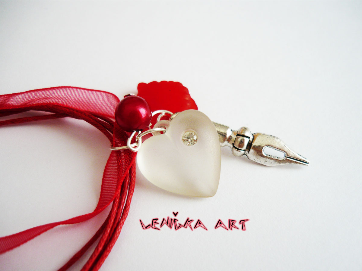 Láska lásce psala, srdce k tomu dala 