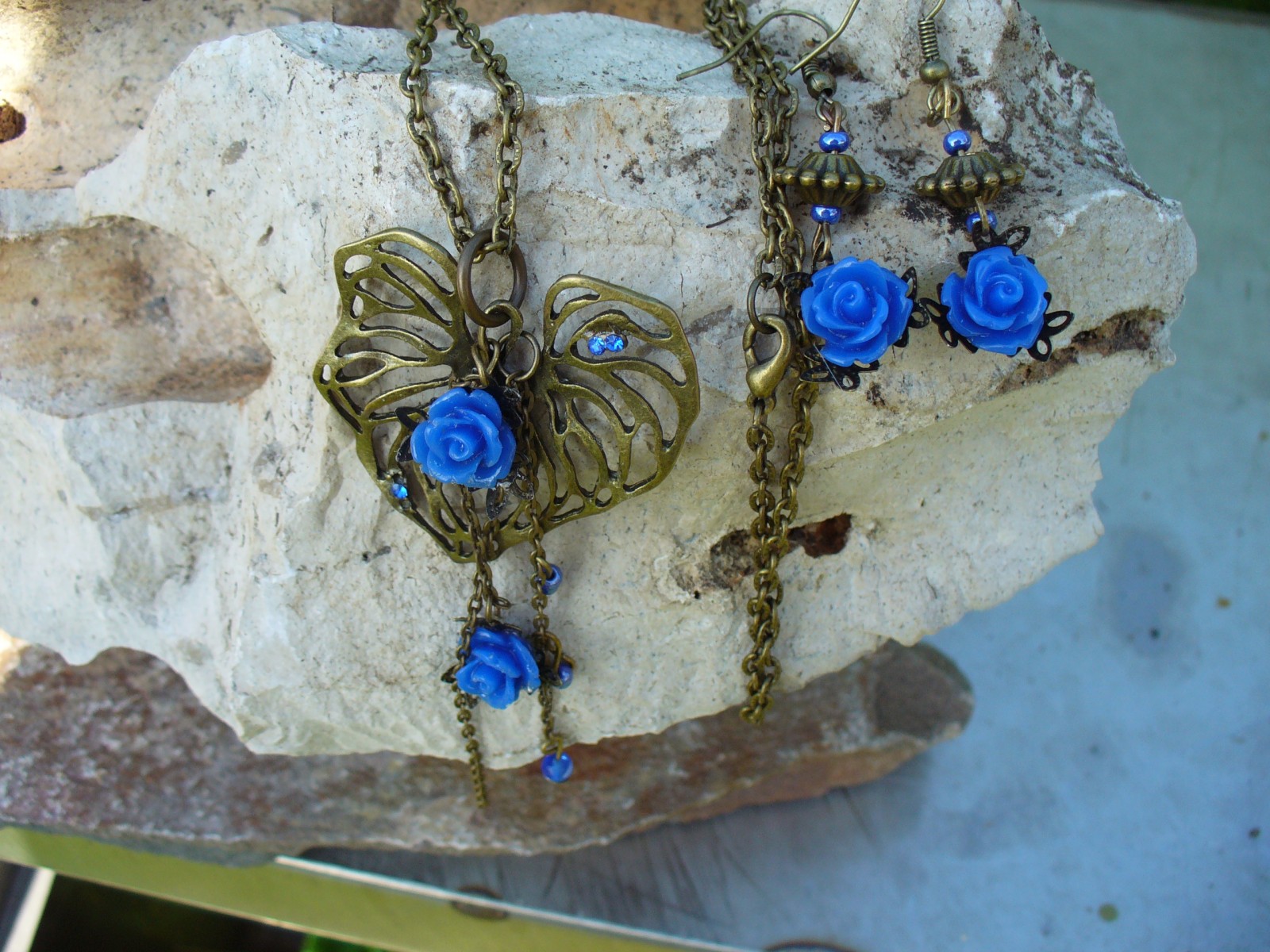 Náhrdelník s náušnicemi modré odstíny