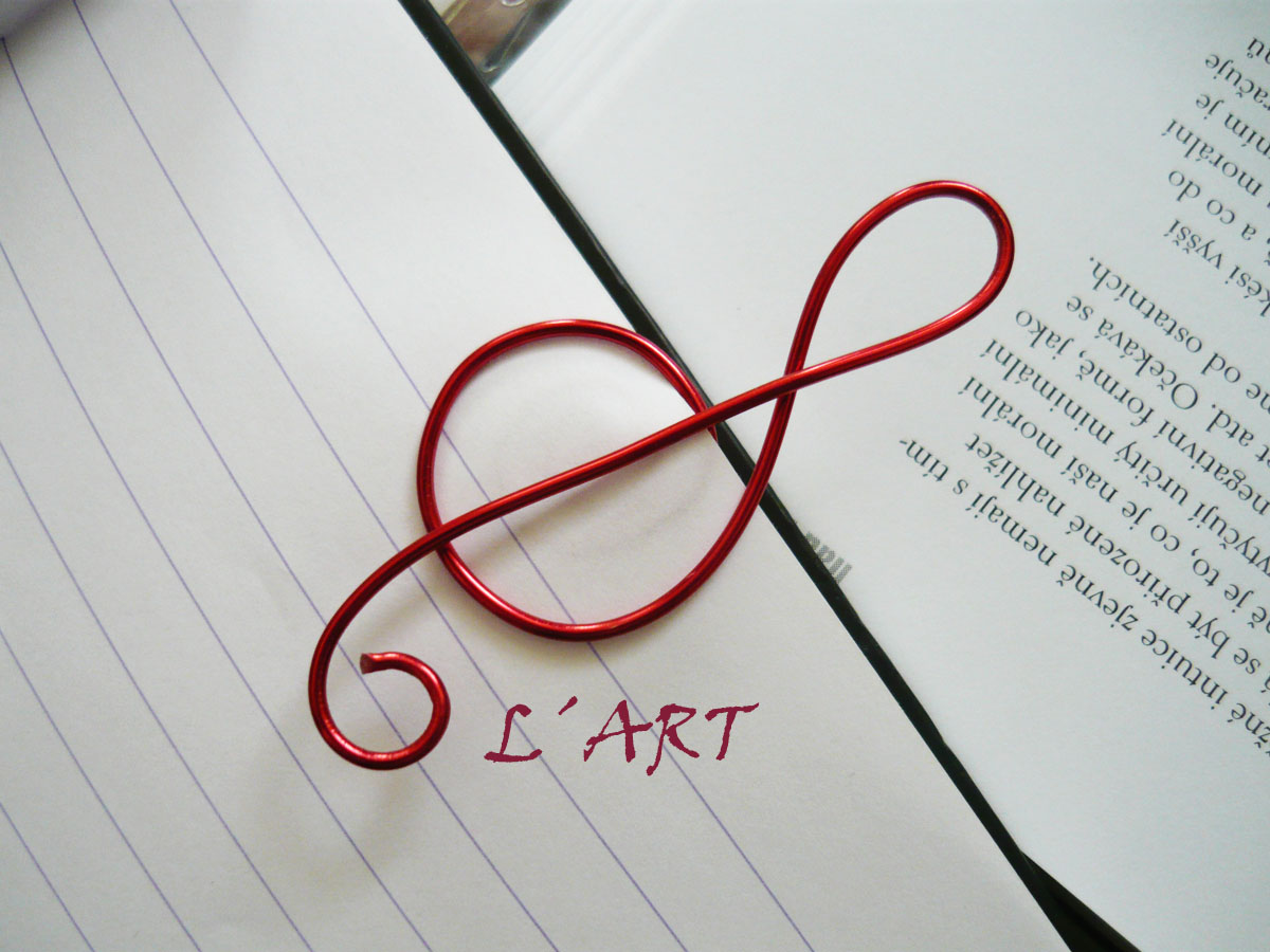 Záložka - červený houslový klíč