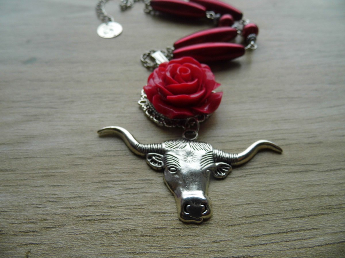 Náhrdelník ve znamení býka