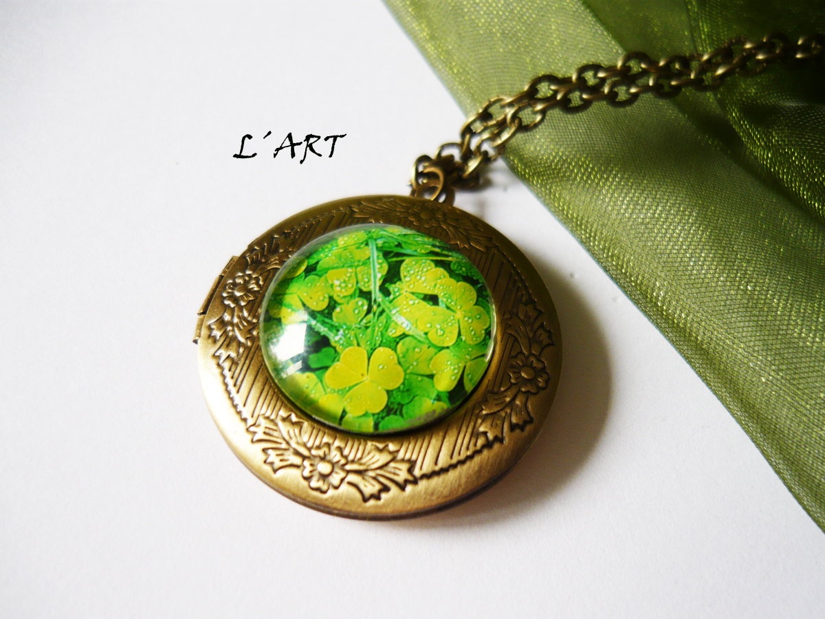 Medailonek plný štěstí 