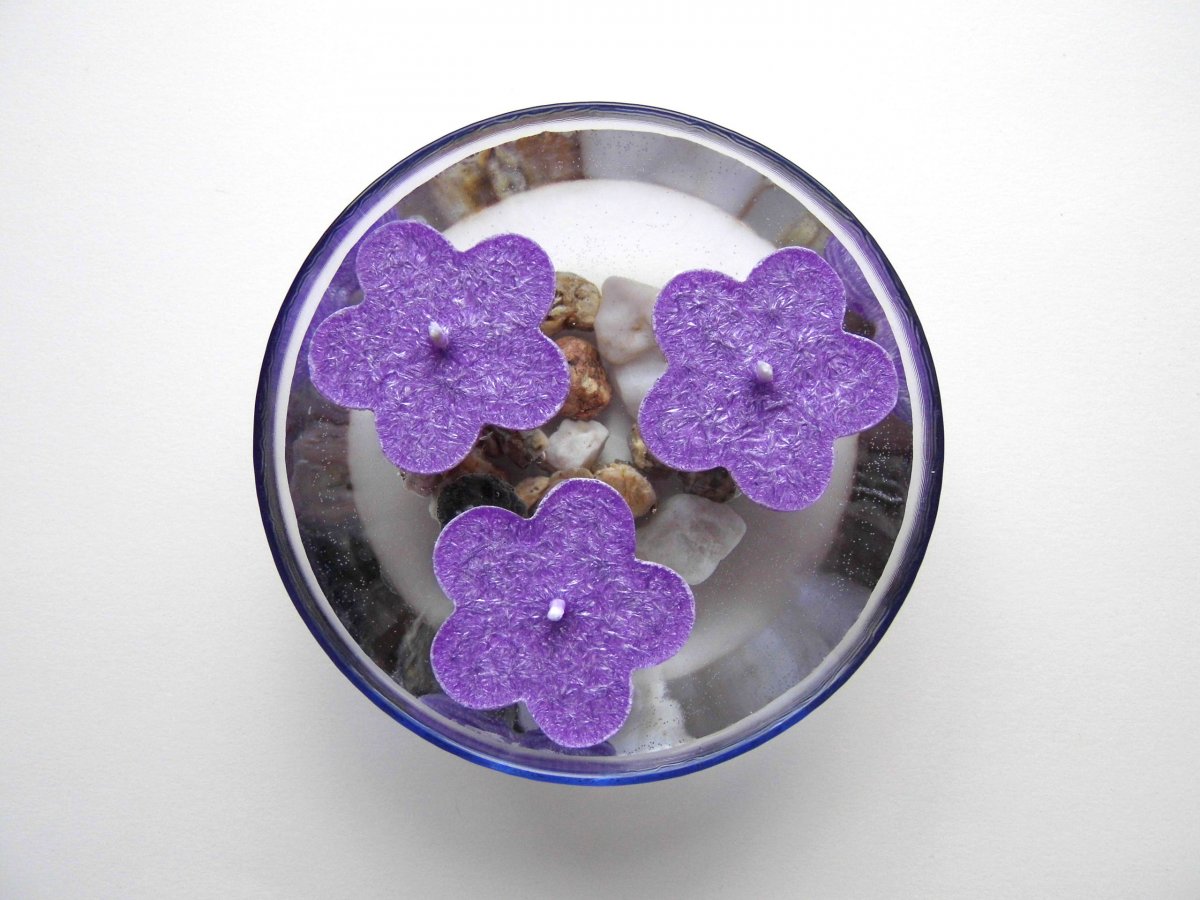 Plovoucí svíčky - kytičky (violet)