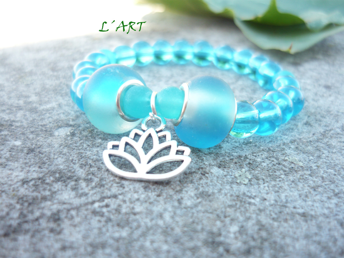 Nebesky modrý náramek Japa Mála