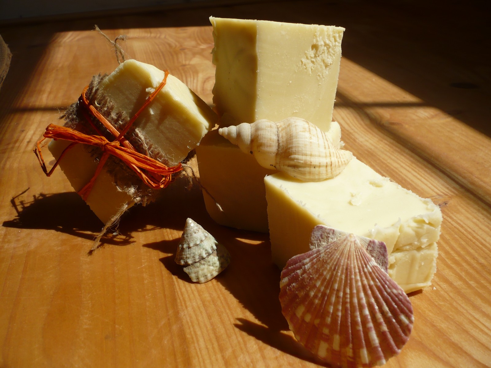 Přírodní mýdlo Domácí syrovátka a konopný olej 85g