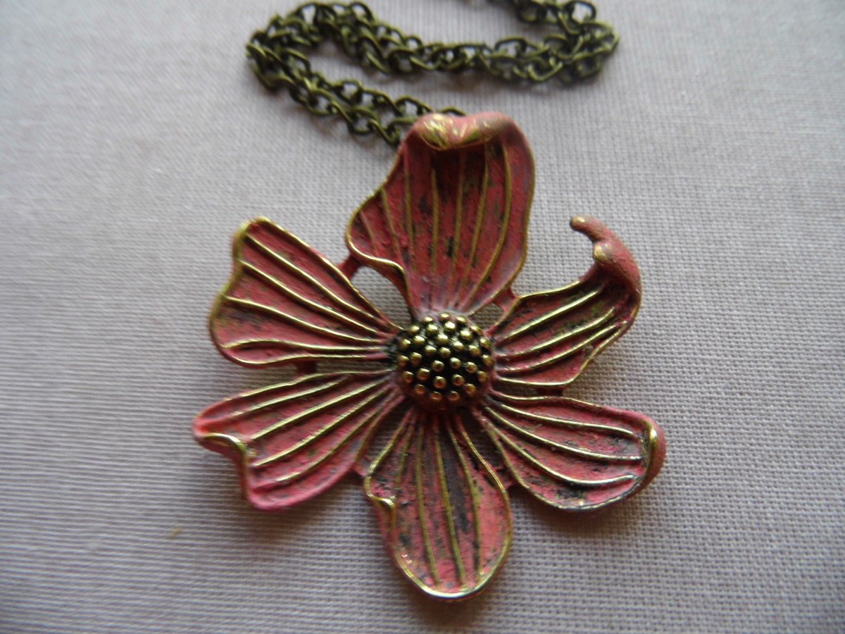 Maxi květ - náhrdelník