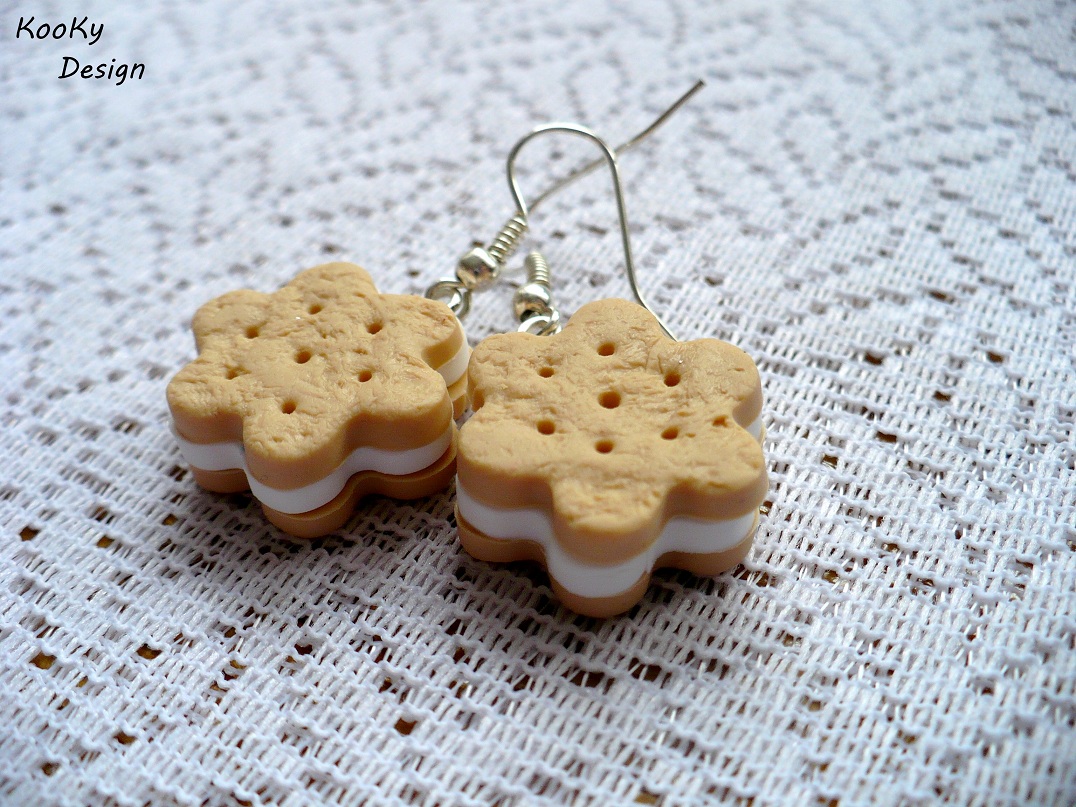 Máslové sušenky s mléčnou náplní