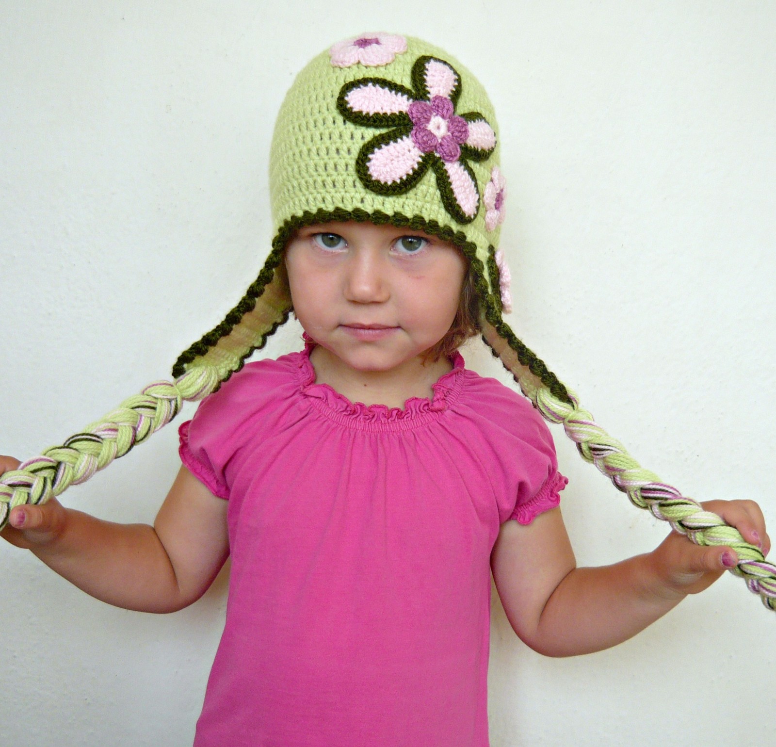 Háčkovaná ušanka 