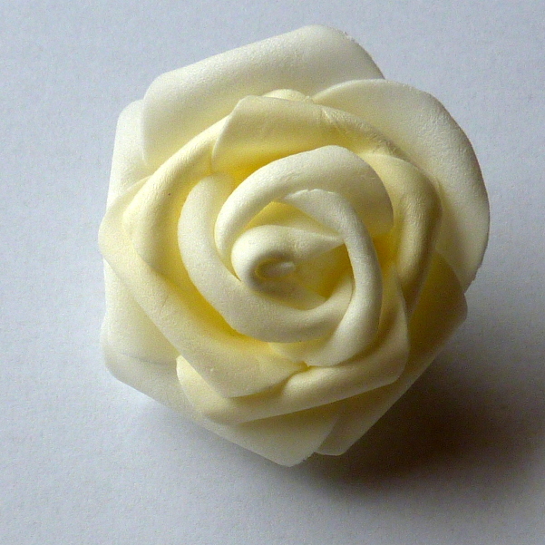 Rozvíjej se poupátko - látková  brož