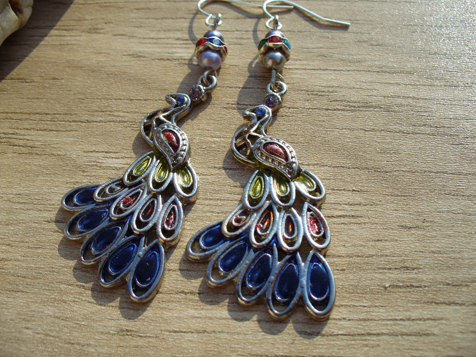 Náušnice páv ve strarostříbrné barvě