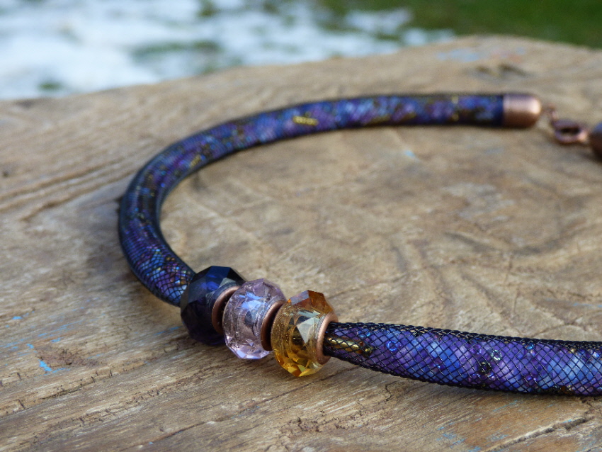 Náhrdelník ... dutinka 055