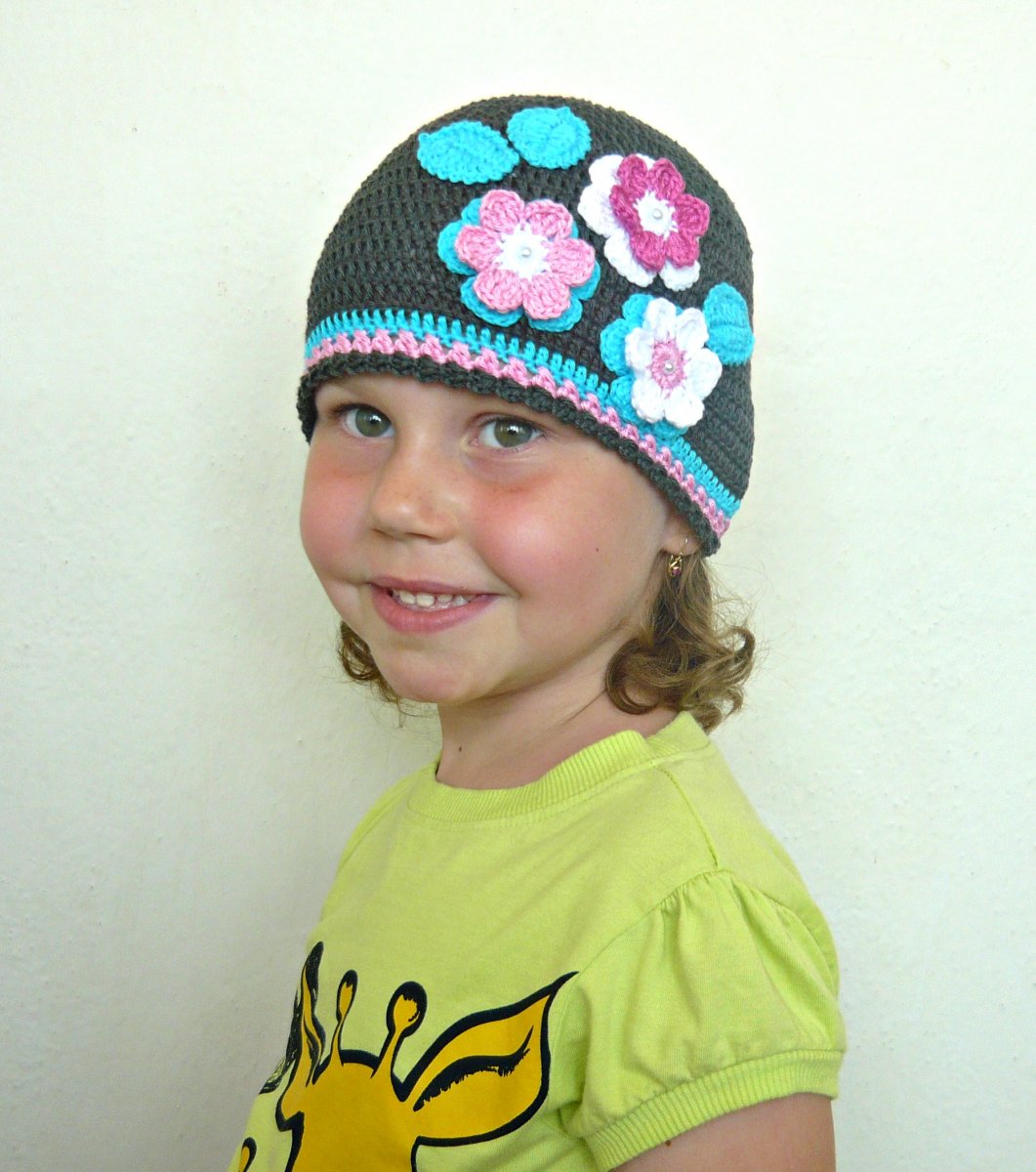 Háčkovaná čepička  