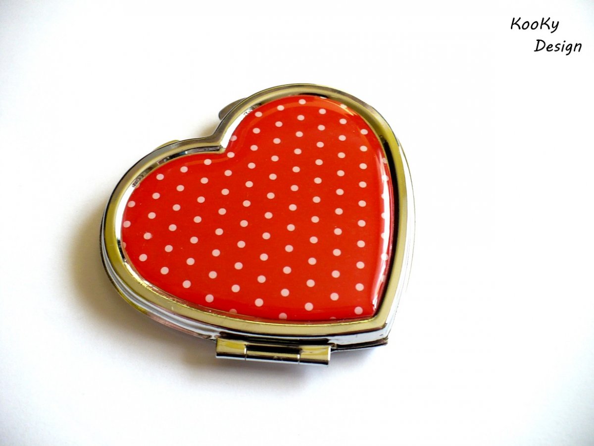Kapesní zrcátko *srdíčko*