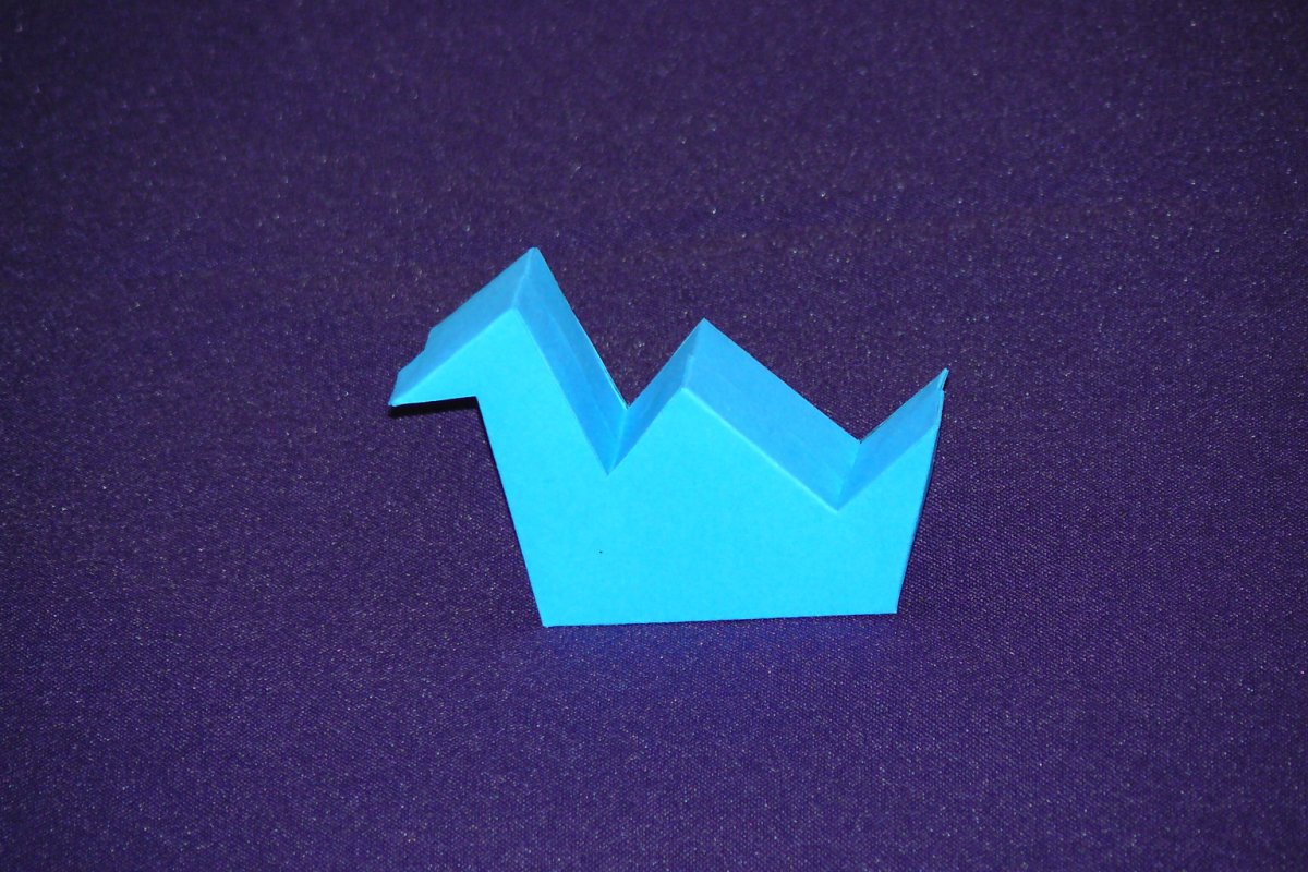 Labuť krabička s víčkem