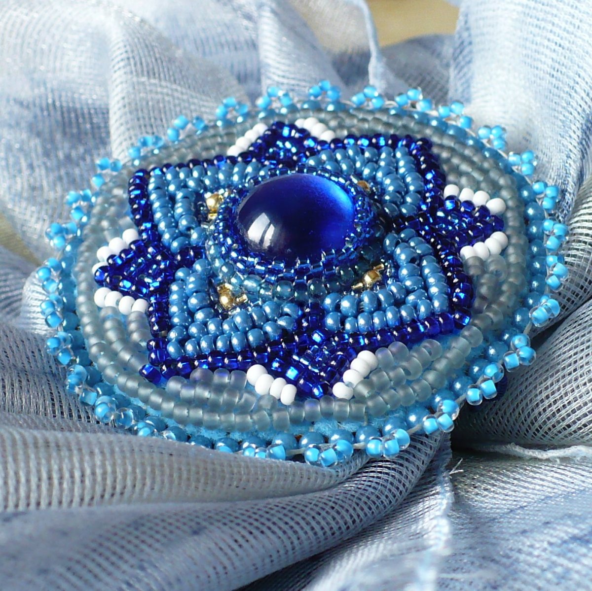 Květinová - spona na šátek