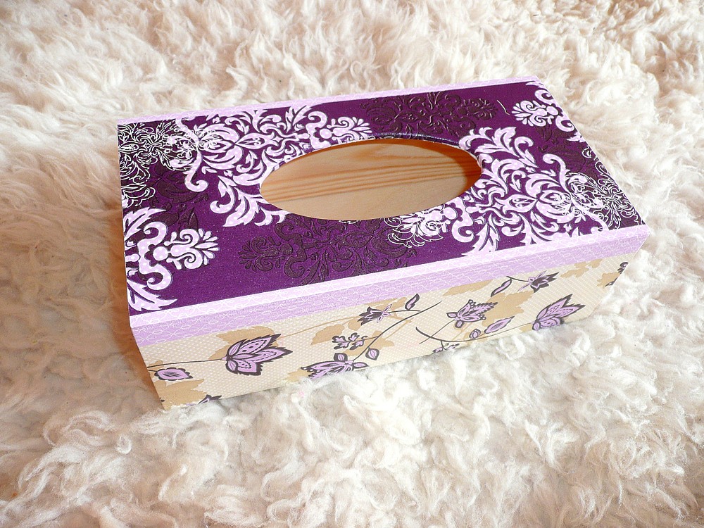 krabička na kapesníky fialové ornamenty