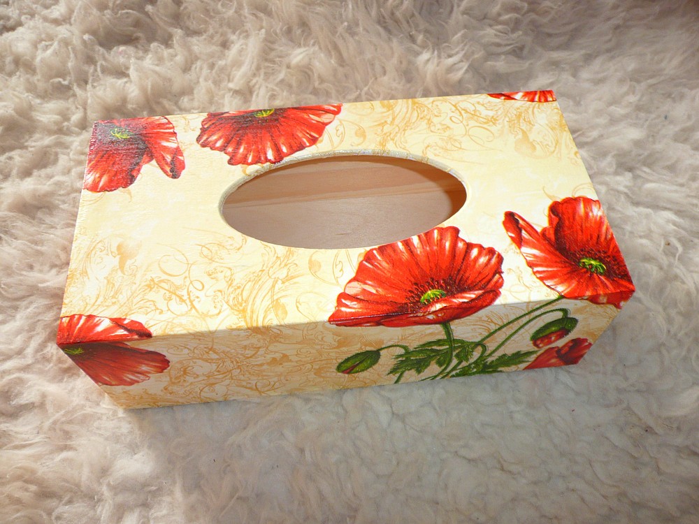 krabička na kapesníky vlčí máky