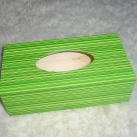 krabička na kapesníky zelené pruhy