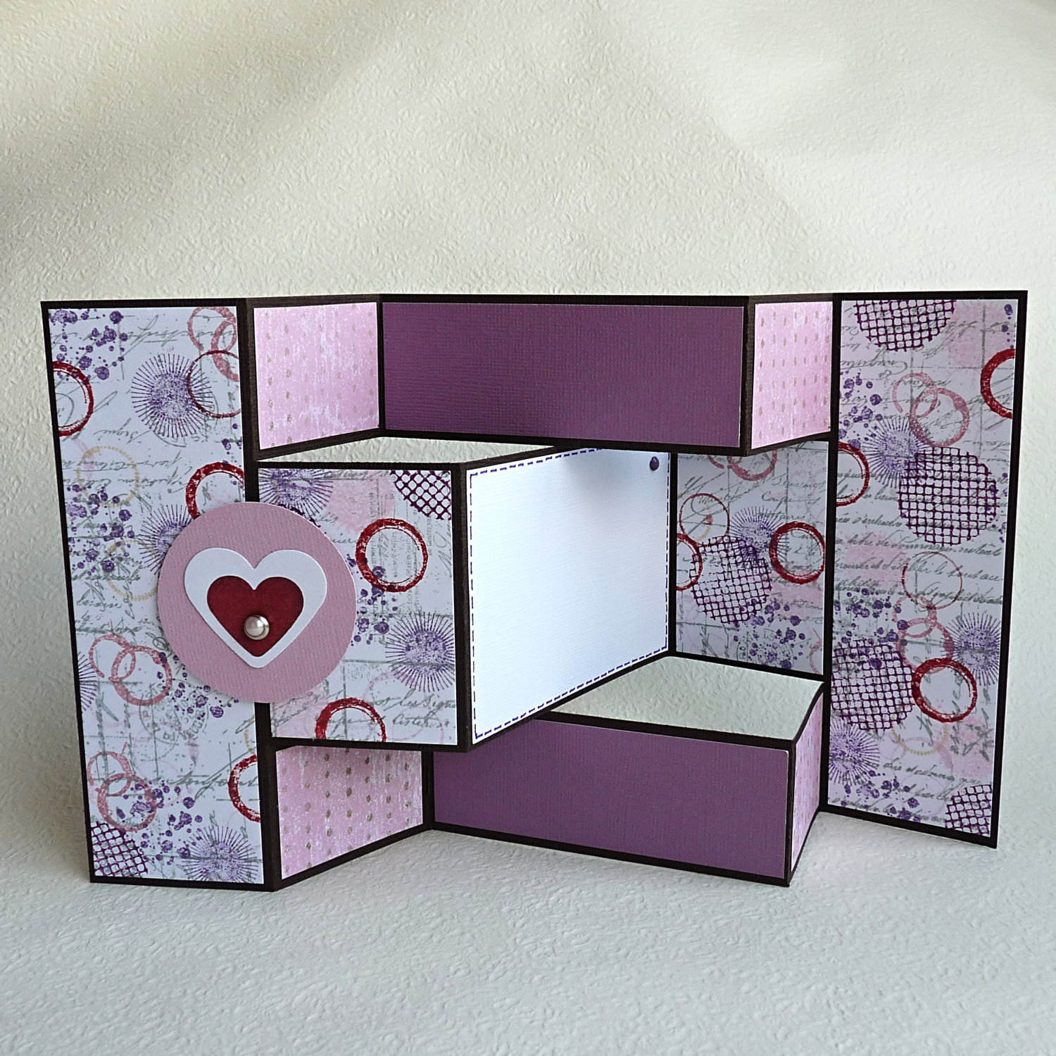 Skládané přání v barvě fialové