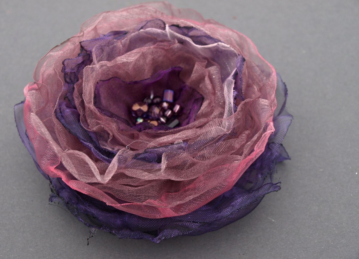 Květinová brož ,,Anglická růže ,,