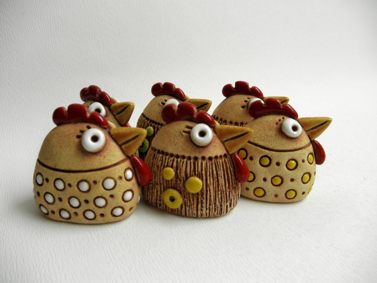 K velikonoční dekoraci - slepička