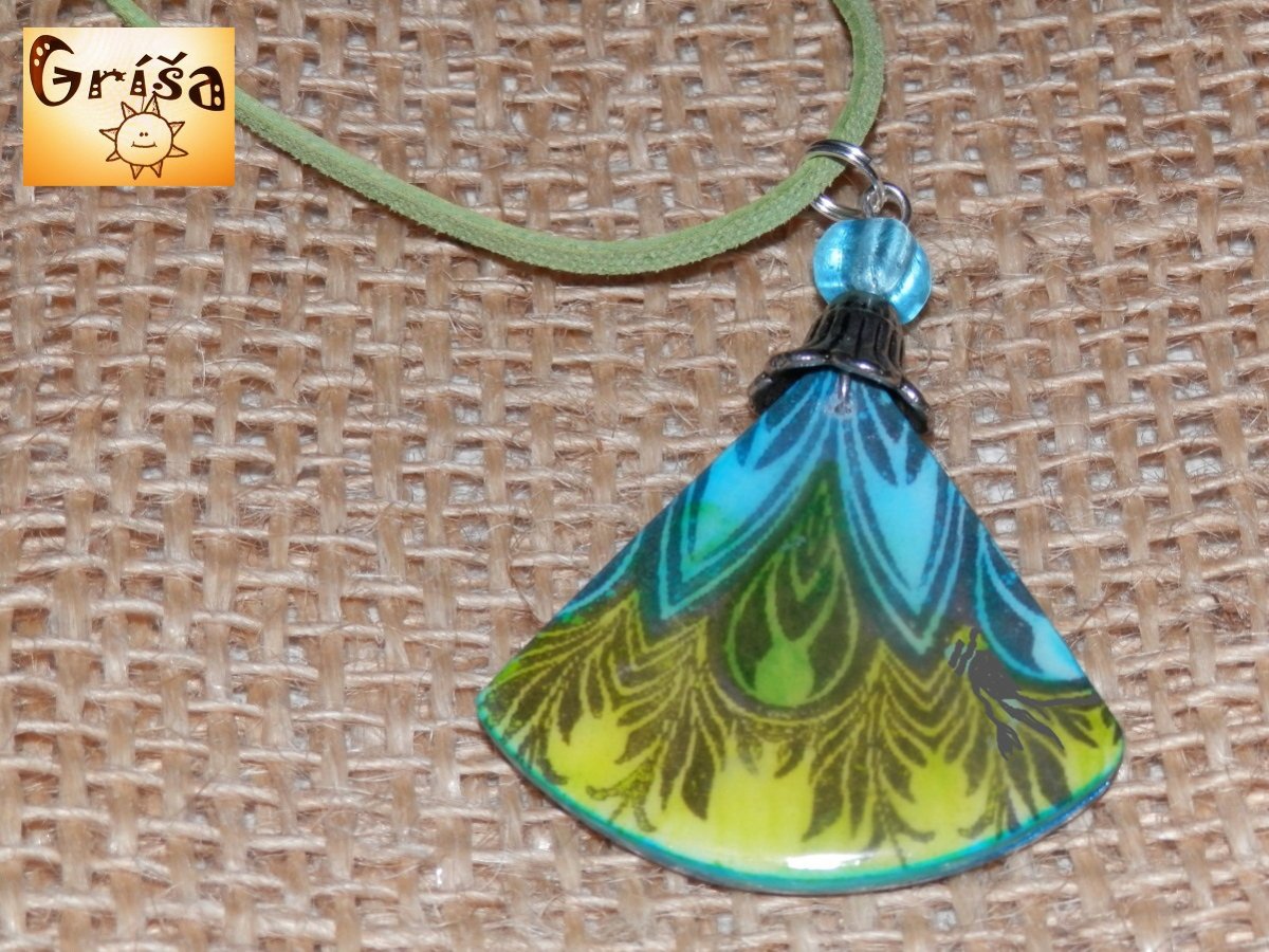 Vějířek v tyrkysu