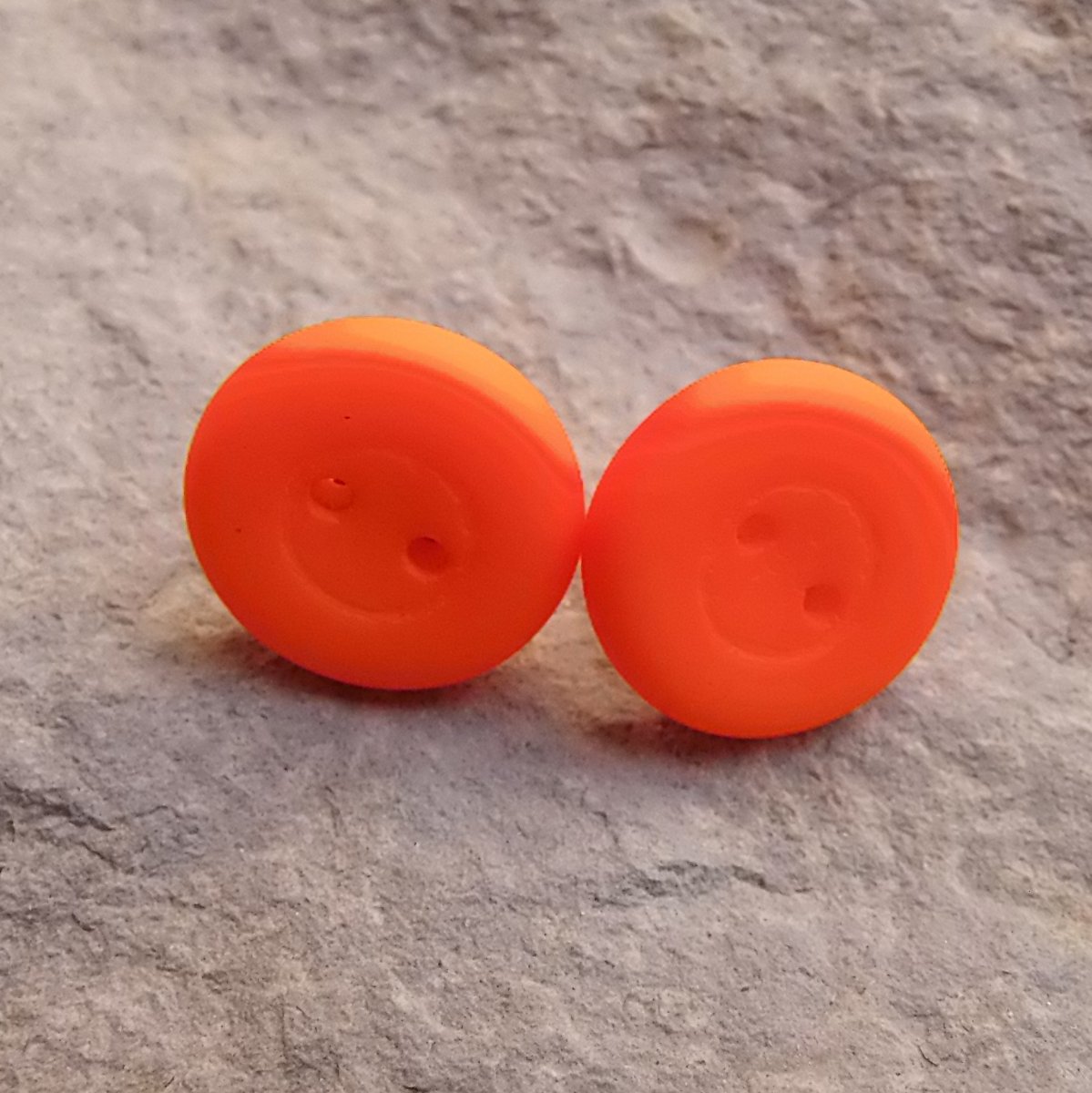 Neonové knoflíky - puzety