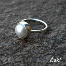 Velká bílá říční perla ve stříbře