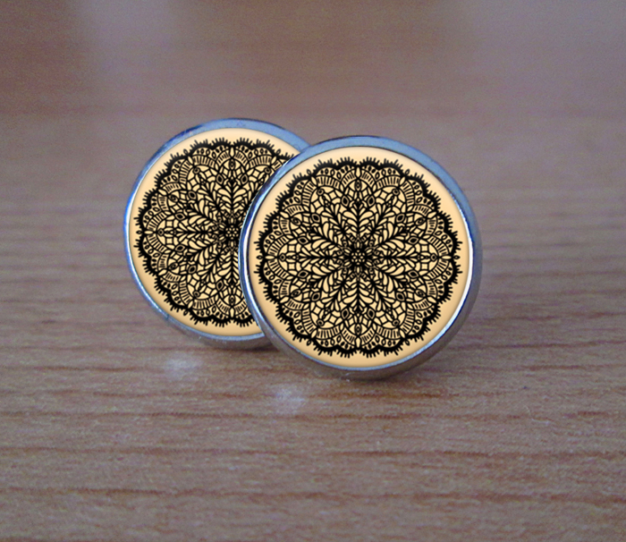 Black and salmon -  náušničky puzetky 12 mm