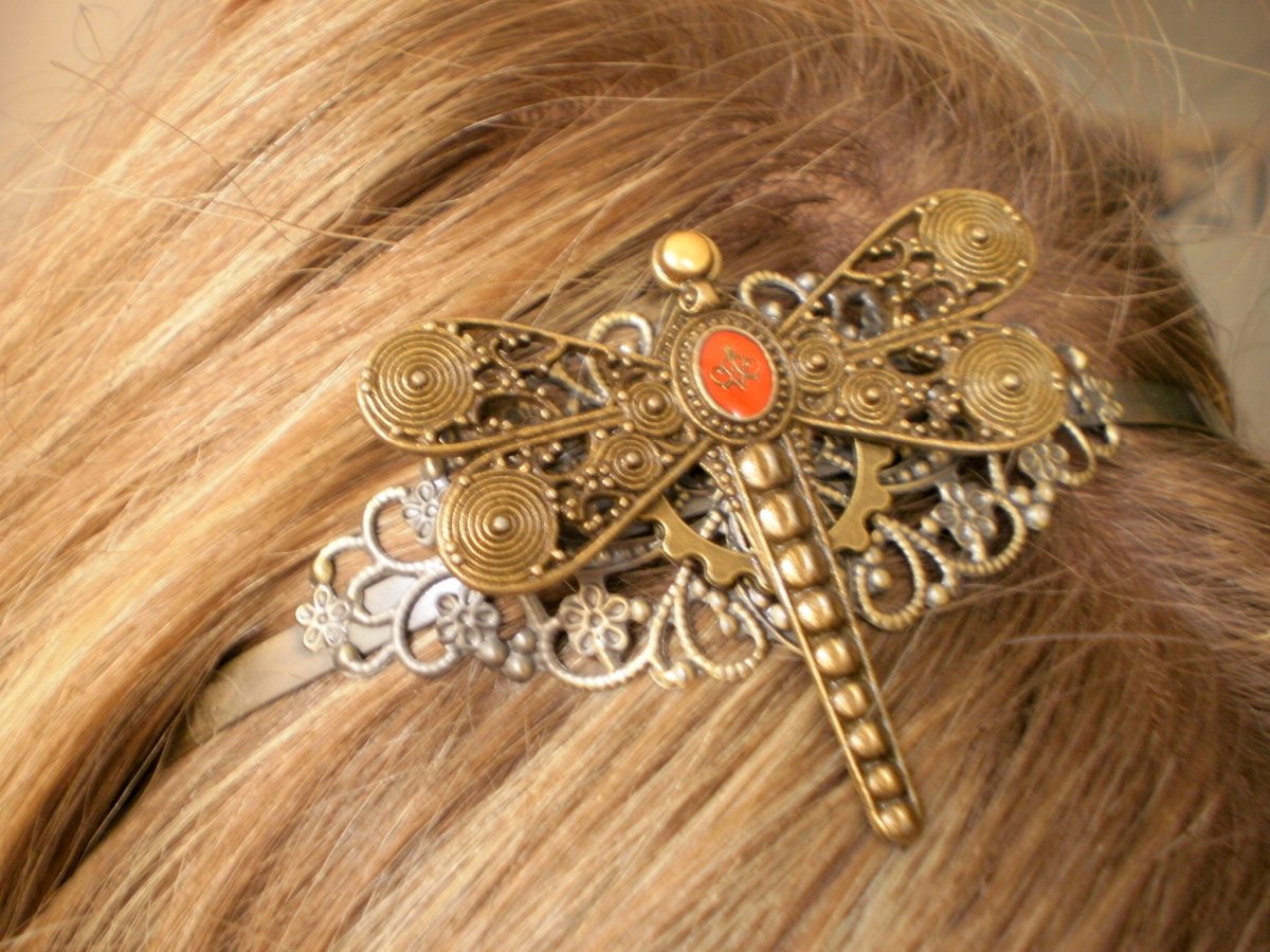 Steampunková čelenka do vlasů s vážkou