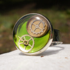 Zelený steampunkový prsten 