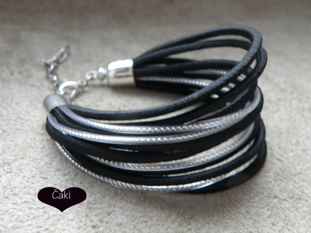 Stříbrné mráčky - náramek