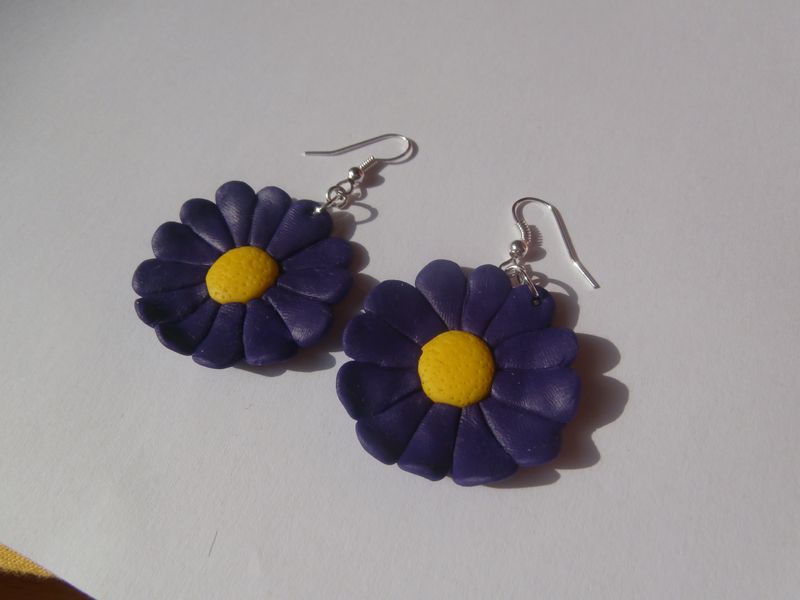 FIALOVÉ CHRYZANTÉMY