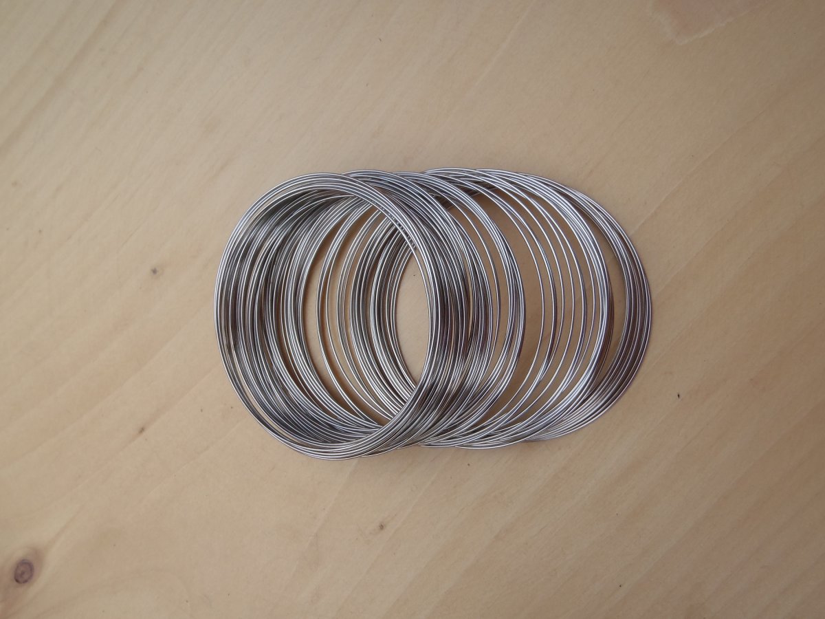 paměťový drát na náramky 