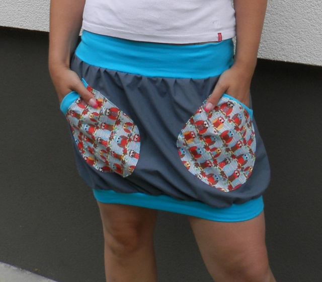 dámská sukně ŠEDÁ S TYRKYS M/L