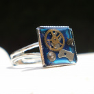Modrý čtvercový steampunkový prsten